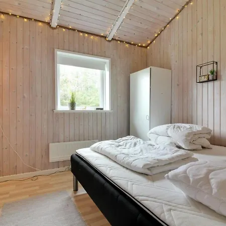 Nyaraló Aja - 900m From The Sea In Nw Jutland By Interhome Løkken