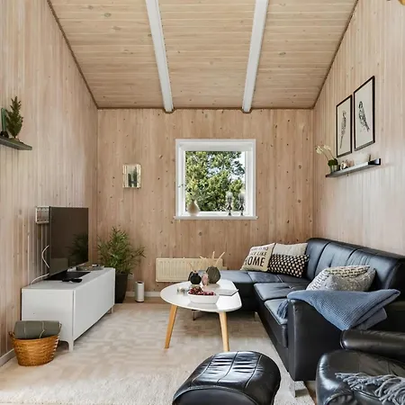 Aja - 900m From The Sea By Interhome Feriehus Løkken